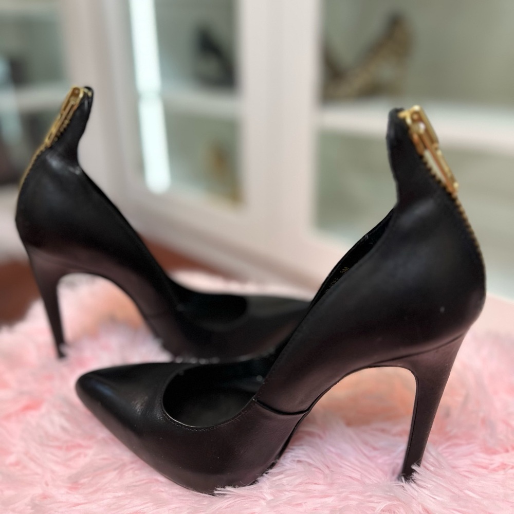 Elegant Black Stiletto Heels